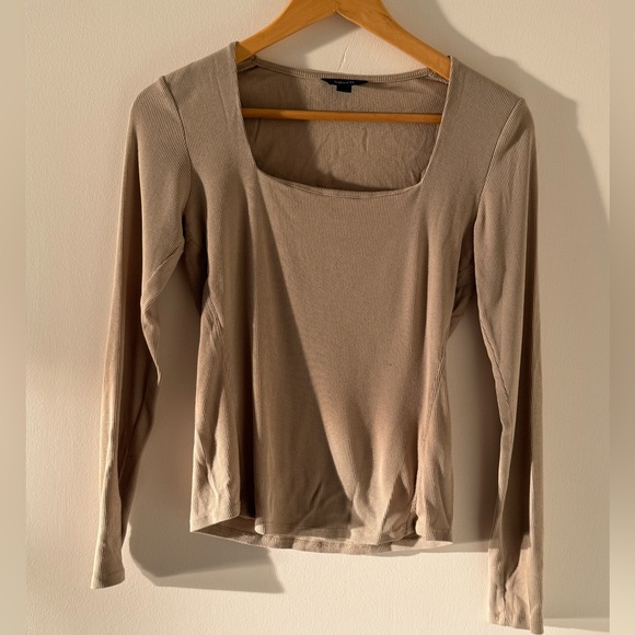 RW&CO long sleeve beige top - Picture 3 of 6